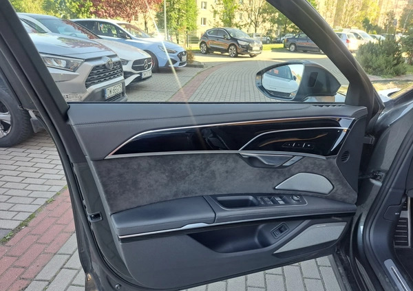 Audi S8 cena 429999 przebieg: 99000, rok produkcji 2020 z Wałbrzych małe 596